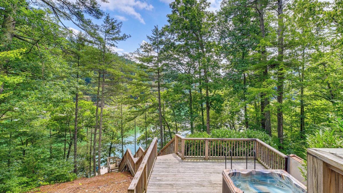 Butler House | Lakefront Butler Home w/Hot Tub & Fire Pit!