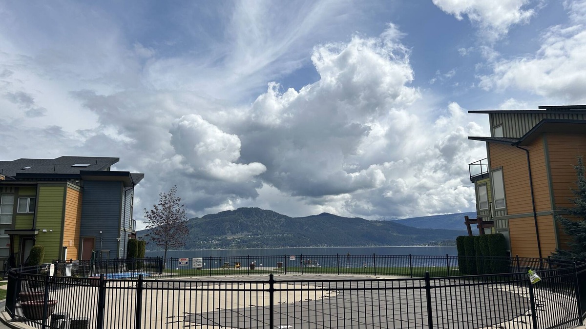 Scotch Creek Condo | lakefront!