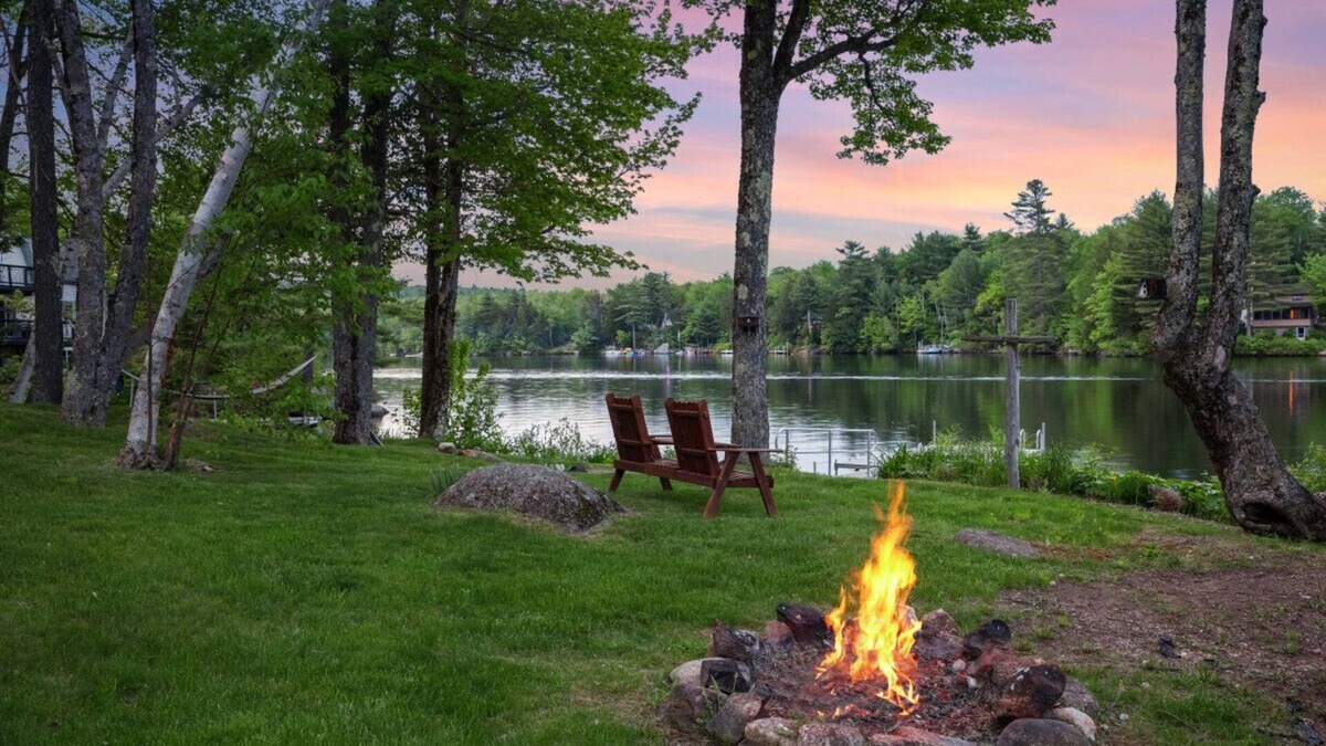 Stoddard Cabin | Lakefront Cabin/314' Shoreline