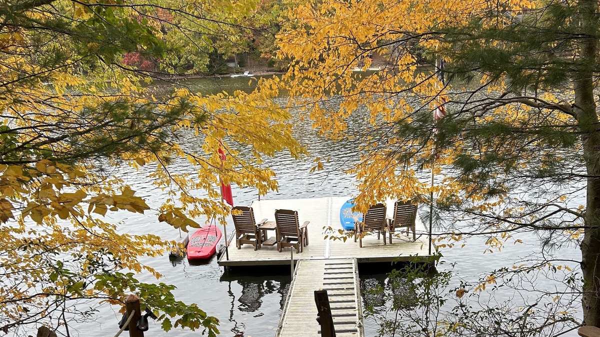 Penelacres Cabin | LAKEFRONT Cabin: Hot Tub, Kayaks, Private Dock & Gardens - OWLS NEST Deep Creek