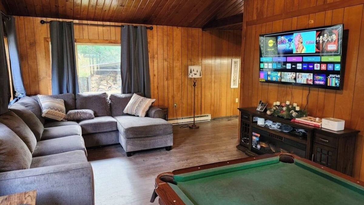 Douglas County Cabin | Lakefront Cabin in the Forestn ✨️ A Vacation Wonderland ✨️n n