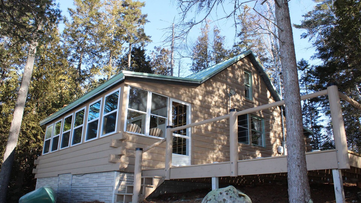 Franklin Cabin | Lakefront Cabin near Acadia National Park