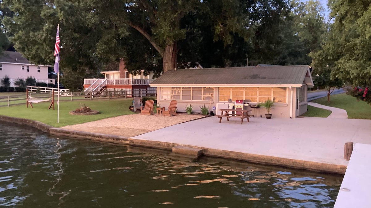 Greenwood Cabin | Lakefront Cabin on Lake Greenwood