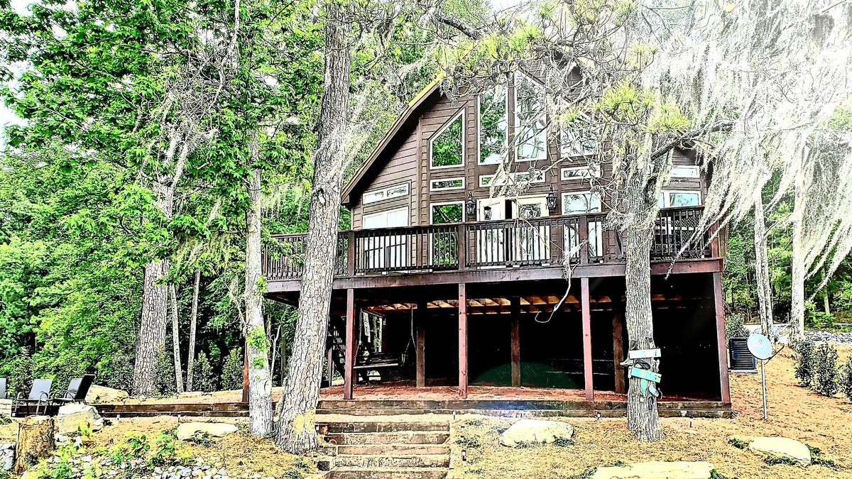 Pine Level Cabin | Lakefront cabin with perfect sunsets, great fishing, and tons of space to relax!