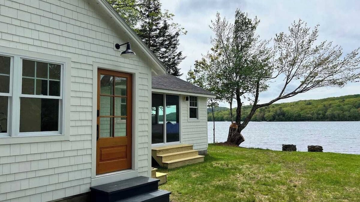 Hope Cottage | Lakefront Cottage at Salisbury Camp