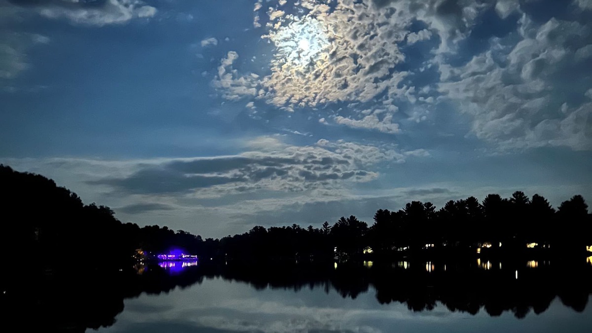 Wautoma Cottage | Lakefront, cozy cottage, fish, swim in your backyard, bonfires, bike, Nordic Mtn