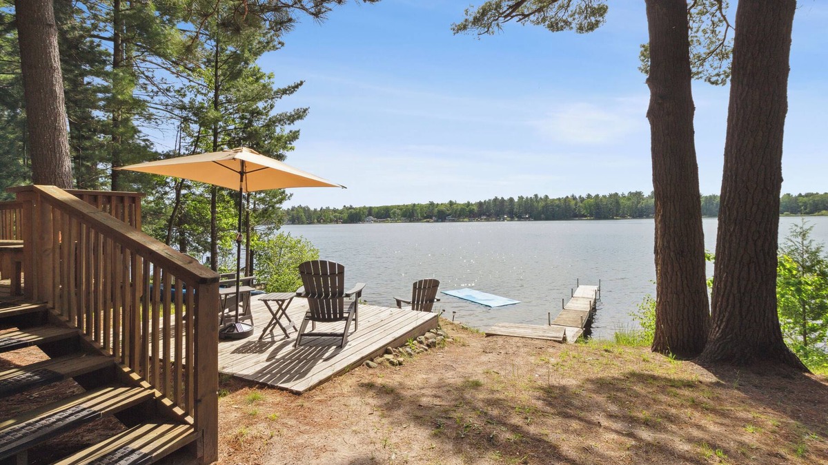 Lewiston Cabin | Lakefront Escape in Lewiston - 1 mile from Garland Golf Resort