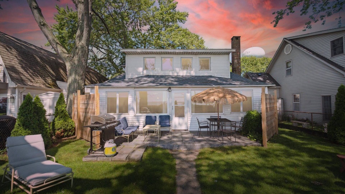 Ida House | Lakefront Family Home/Golf Cart/Beach