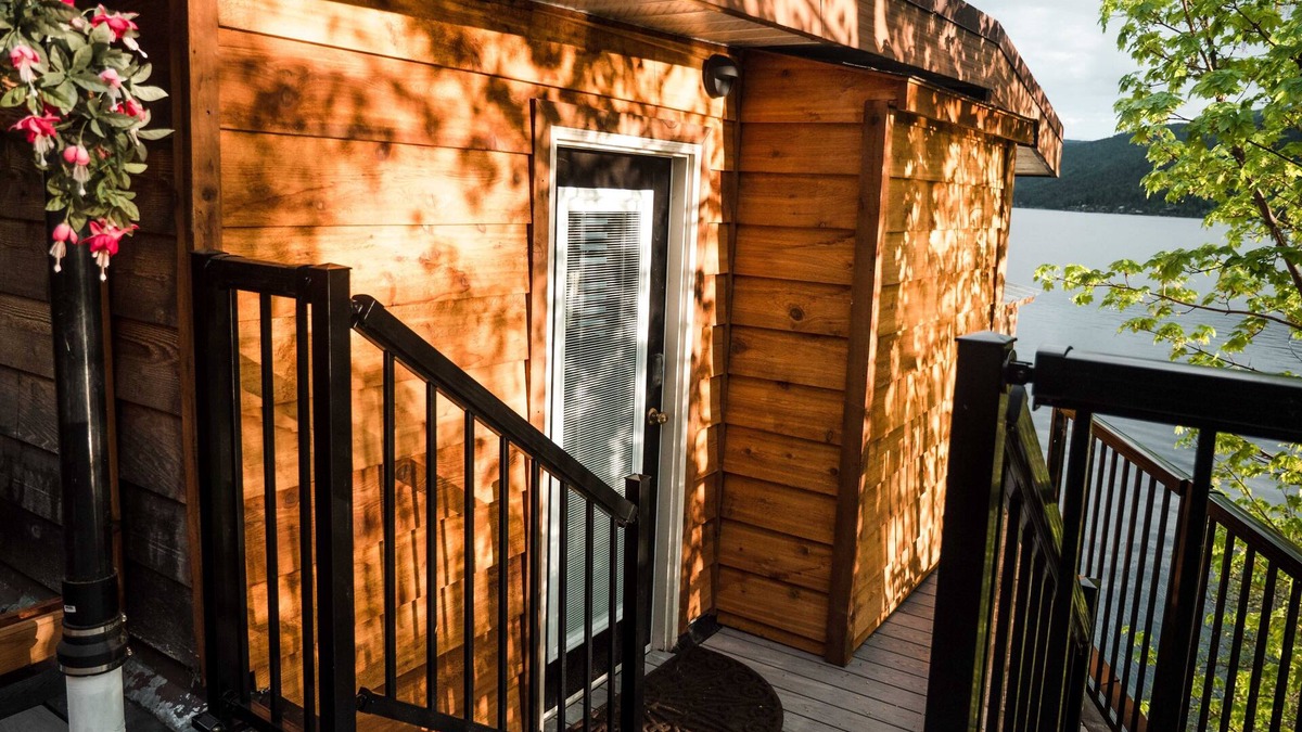 Christina Lake Cottage | Lakefront Hideaway w/beautiful views, quiet area, private lake access & dock!