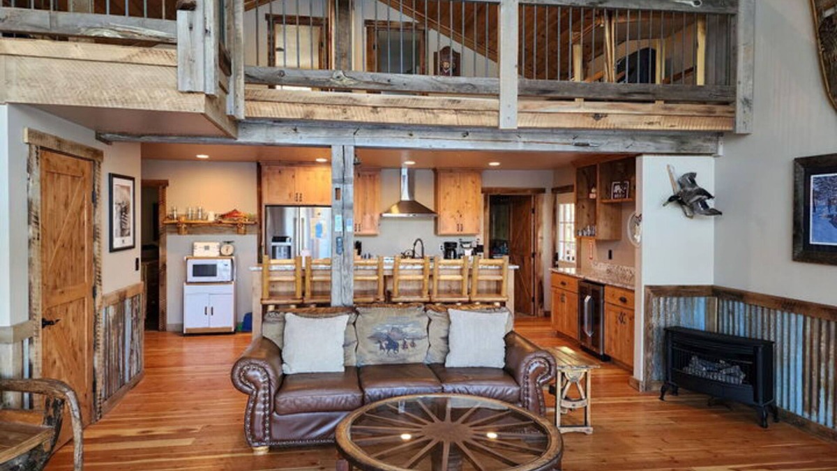 Joseph House | Lakefront home w/wraparound deck, modern appliances, WiFI & dog-friendly