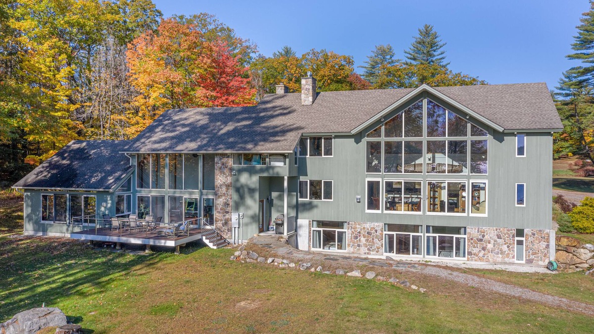 Franklin House | Lakefront home with gym, game room, home theatre, & private beach with boathouse