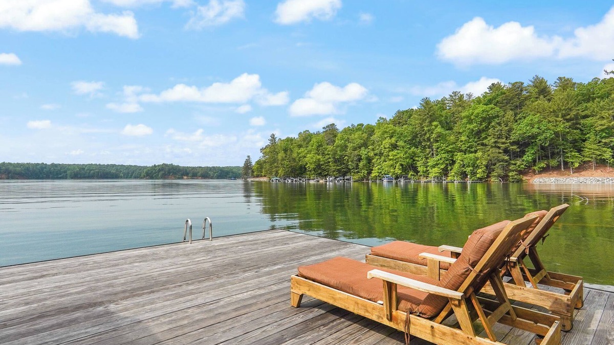 Nebo House | Lakefront home with private dock, gameroom, and hottub across from state parks.
