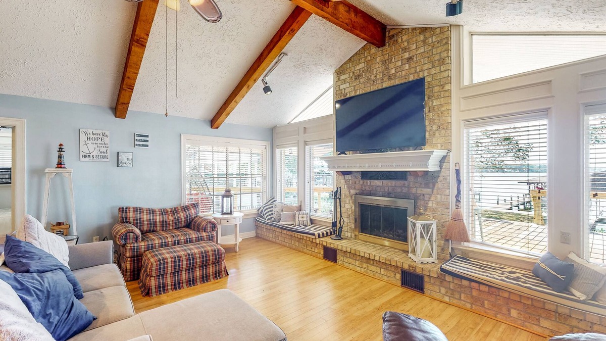 West Livingston House | Lakefront Home with Private Dock, Outdoor Kitchen - Dog-Friendly