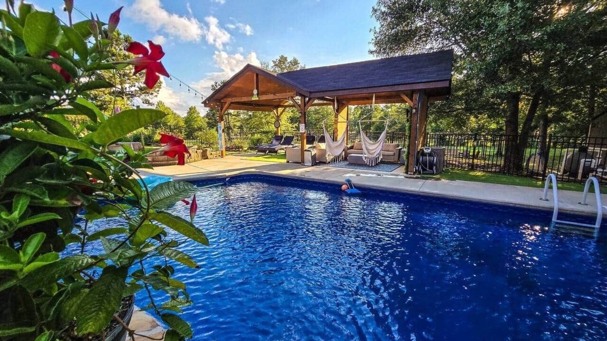 Upatoi House | Lakefront house w/Pool, Game Room & Private Pier
