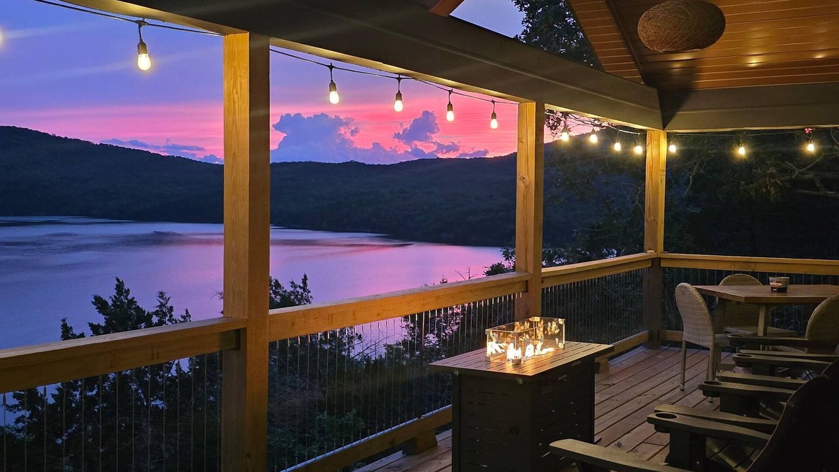 Shell Knob House | Lakefront Luxe | King Beds | Near Table Rock Lake