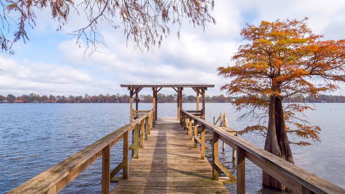 St. Joseph House | Lakefront Netterville Landing Home w/Private Dock