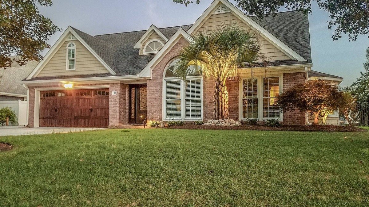 Lynnhaven House | Lakefront Oasis Centrally Located. Elegant, spacious and you're going to love it