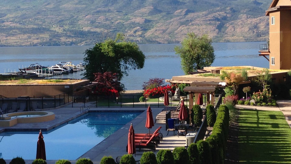 Westbank Condo | Lakefront, pool, hot tub, exc room. Bk Sept Oct . daily, weekly, or monthly