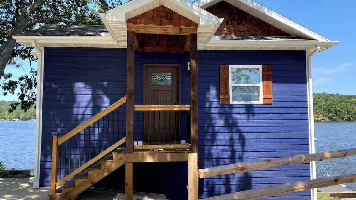 Gravois Mills Cottage | Lakefront Private Cabin