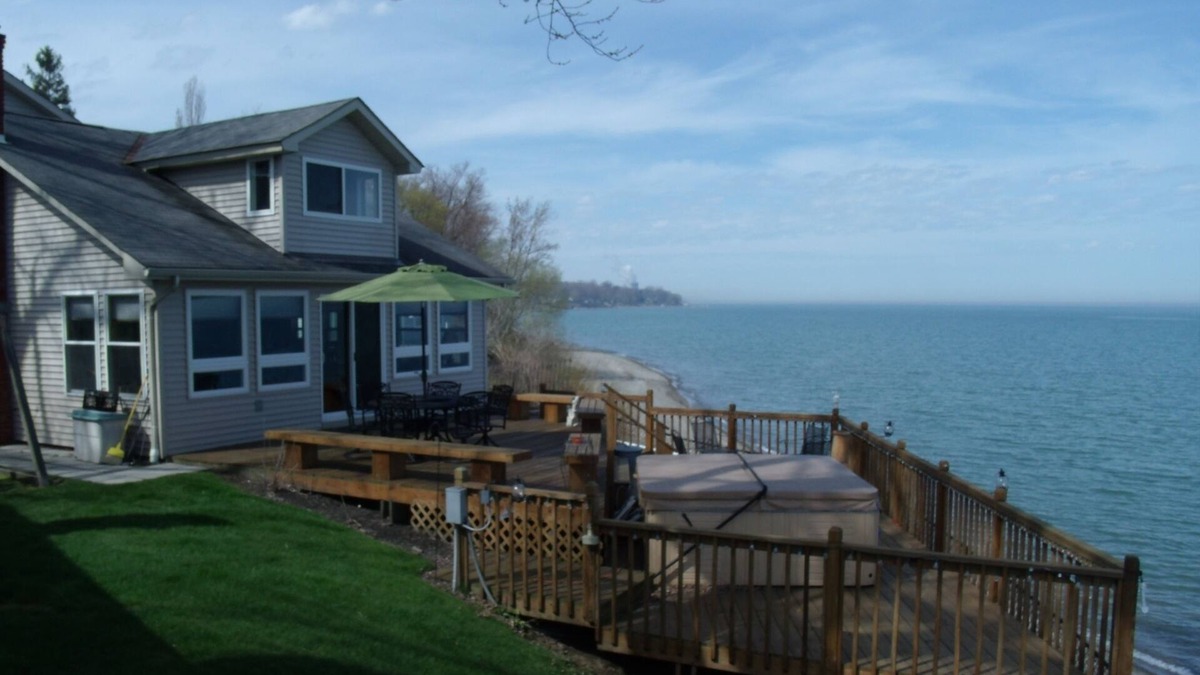 Madison-on-the-Lake House | Lakefront Property, Family Friendly and Pets Allowed