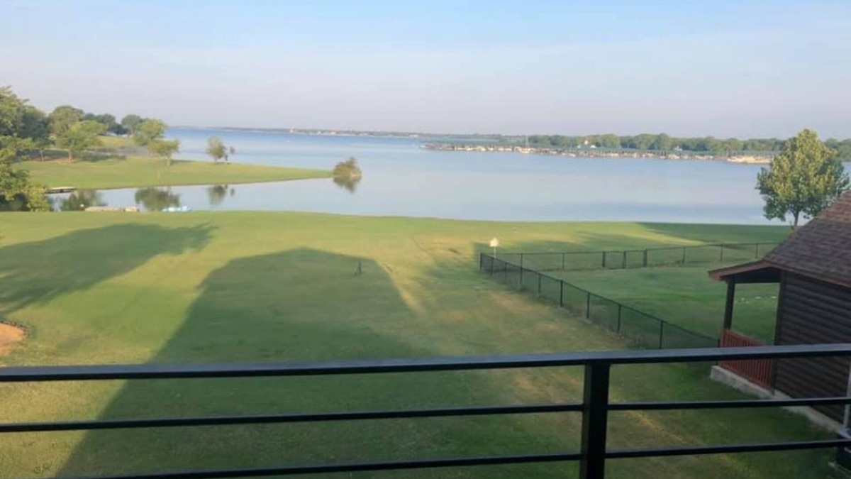 Frisco Apartment | Lakefront Property with Water Toys, Lake Lewisville.