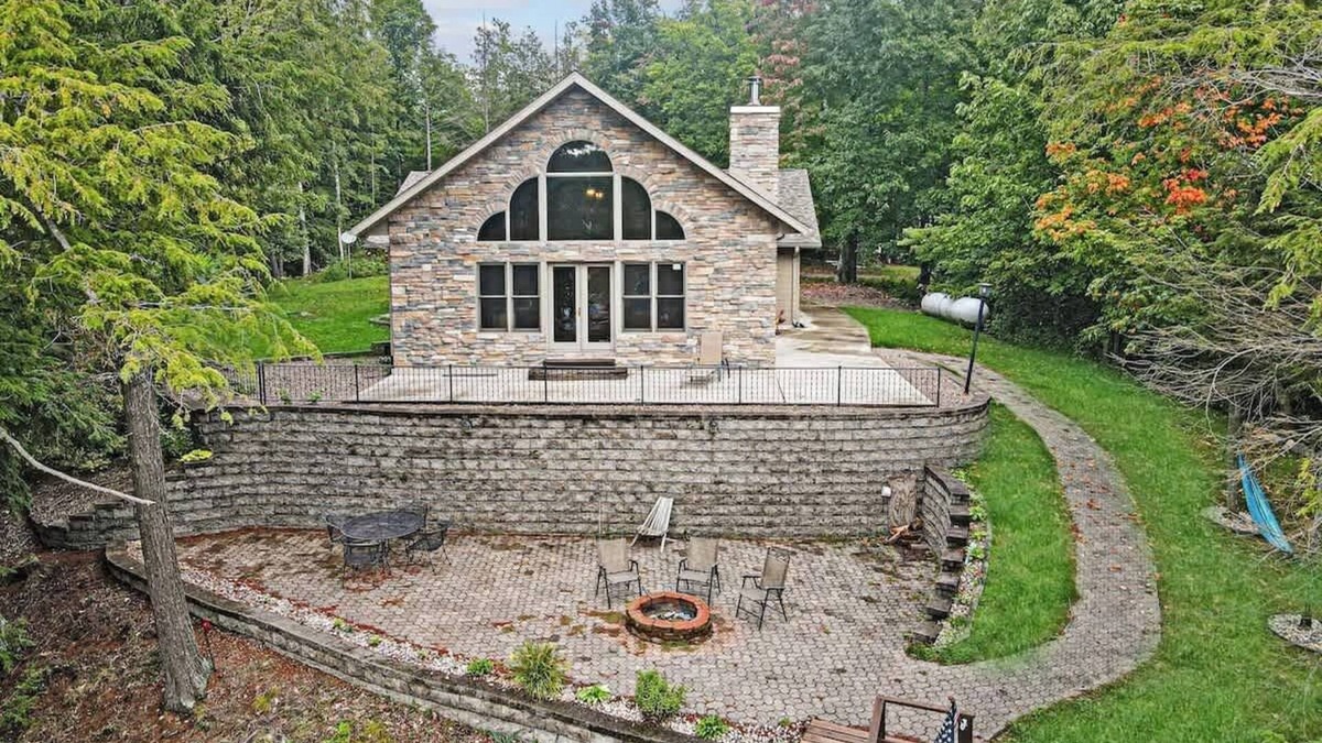 Gleason House | Lakefront Retreat in Gleason Northwoods