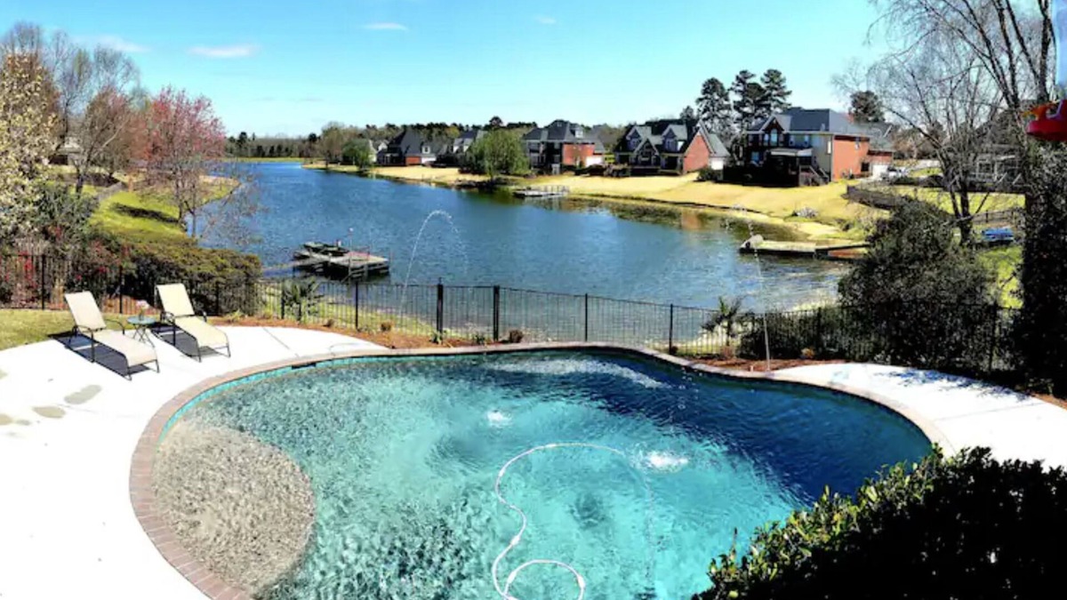 Evans House | Lakefront Retreat with Stunning Pool. Near Ft. Eisenhower, & Augusta National.