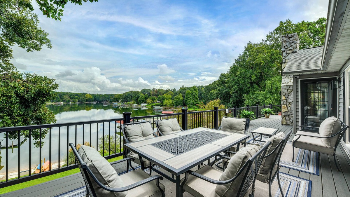 Sherrills Ford House | Lakefront Sherrills Ford Haven w/Boat Dock!