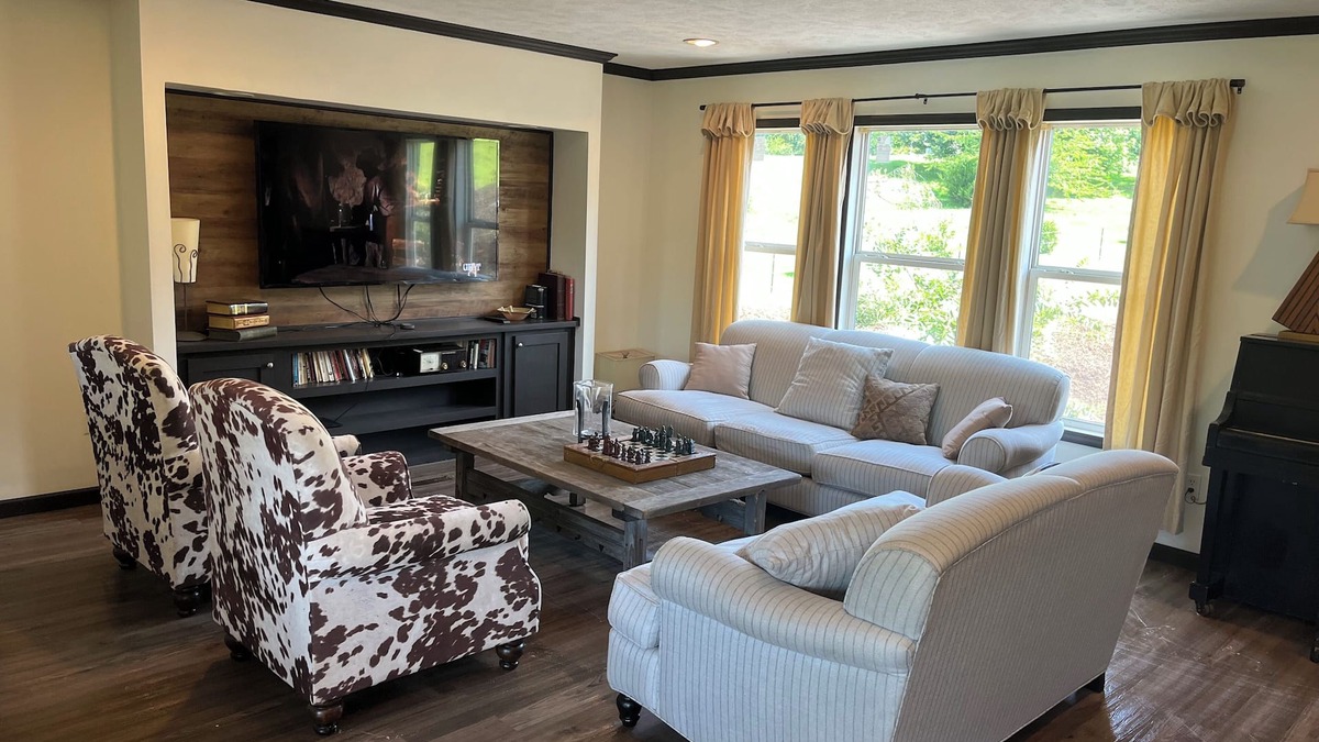 Maryville House | Lakefront Vacation Home - boat ramp and dock - 3 bedroom, 2 bath