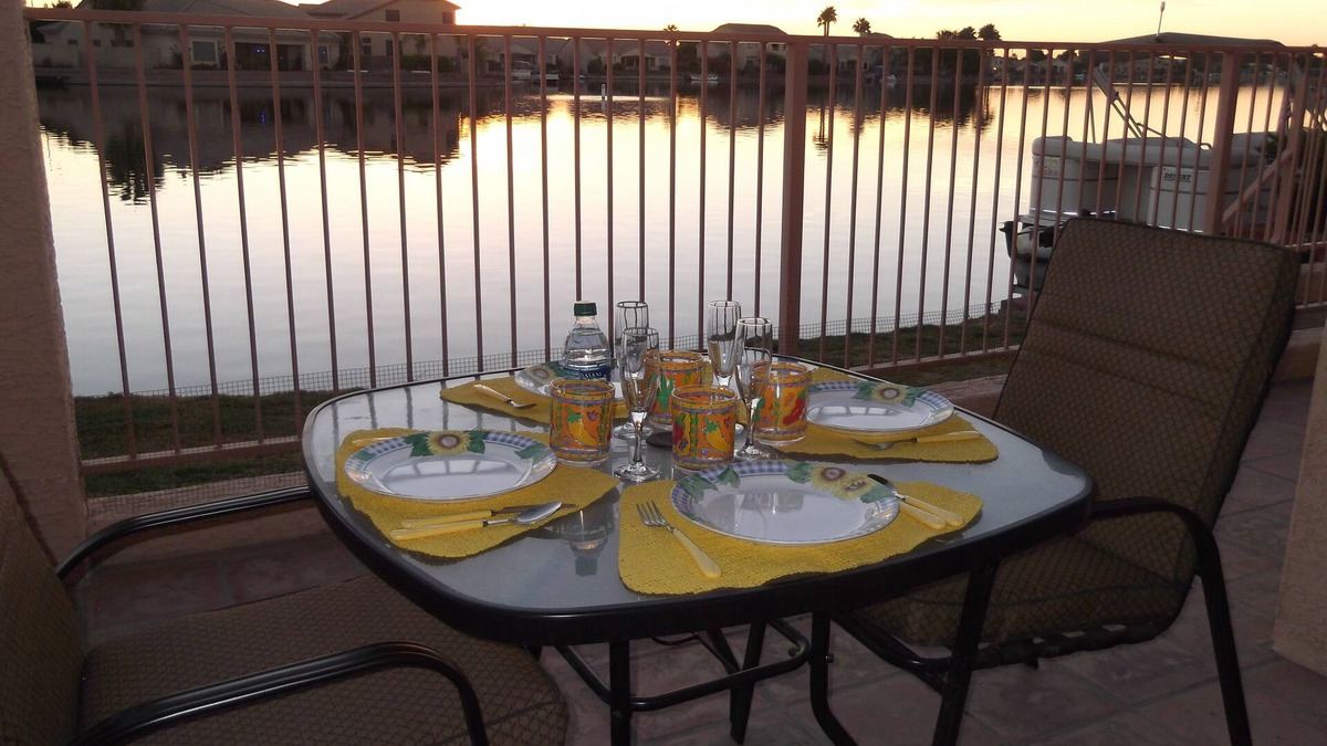 Starfire Bay House | Lakefront Villa , pool & views!