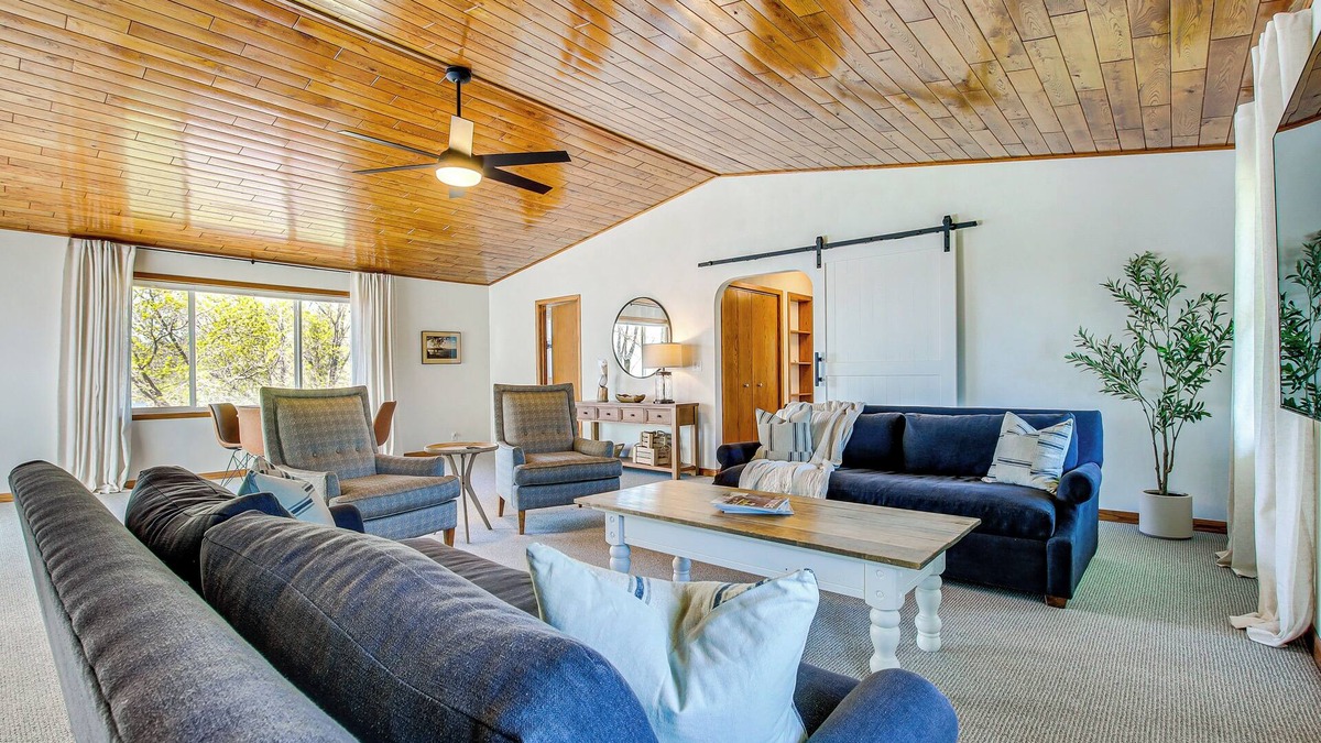 Birnamwood House | Lakefront Wisconsin Getaway: Fish, Boat, Relax!