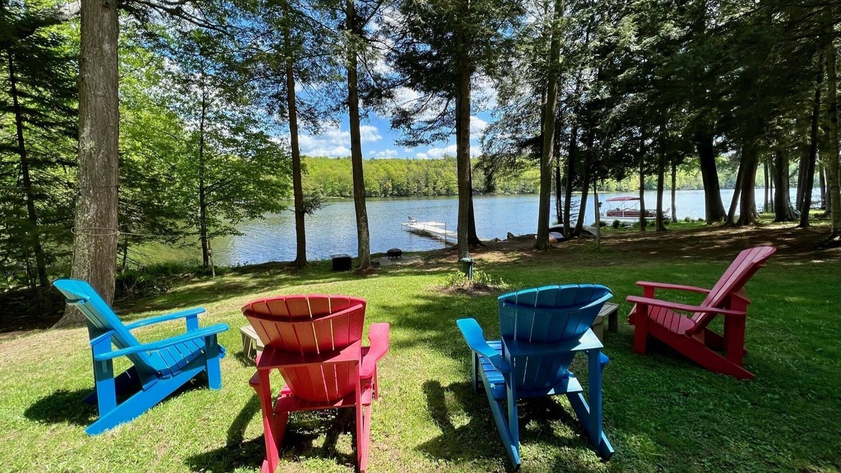 Kents Hill House | Lakehouse with 100ft of private waterfront on Lovejoy Pond