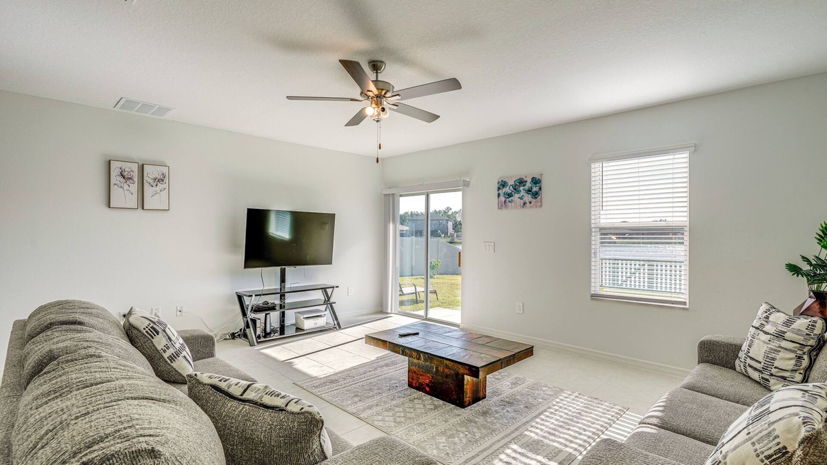 Fussels Corner House | Lakeland Home w/Waterfront Views: 8 Mi to Dtwn!