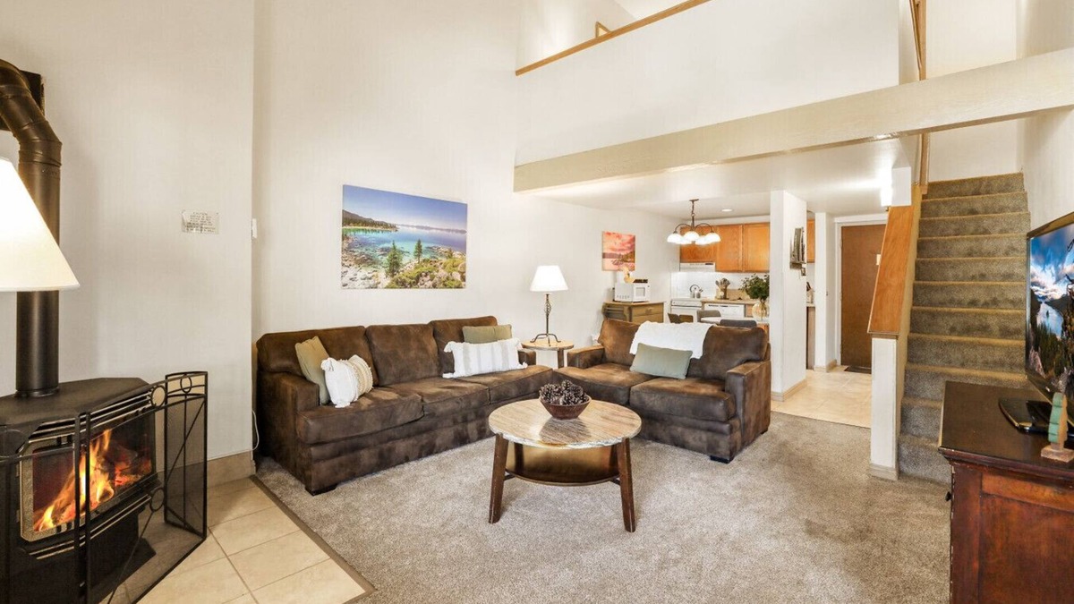 South Lake Tahoe House | Lakeland Village 2 Bed Condo w/Pool View
