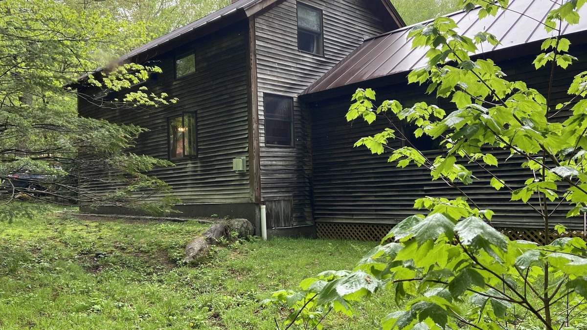 Sandwich House | Lakes Region, close to hiking, access to Squam, many ski mountains within 1 hour