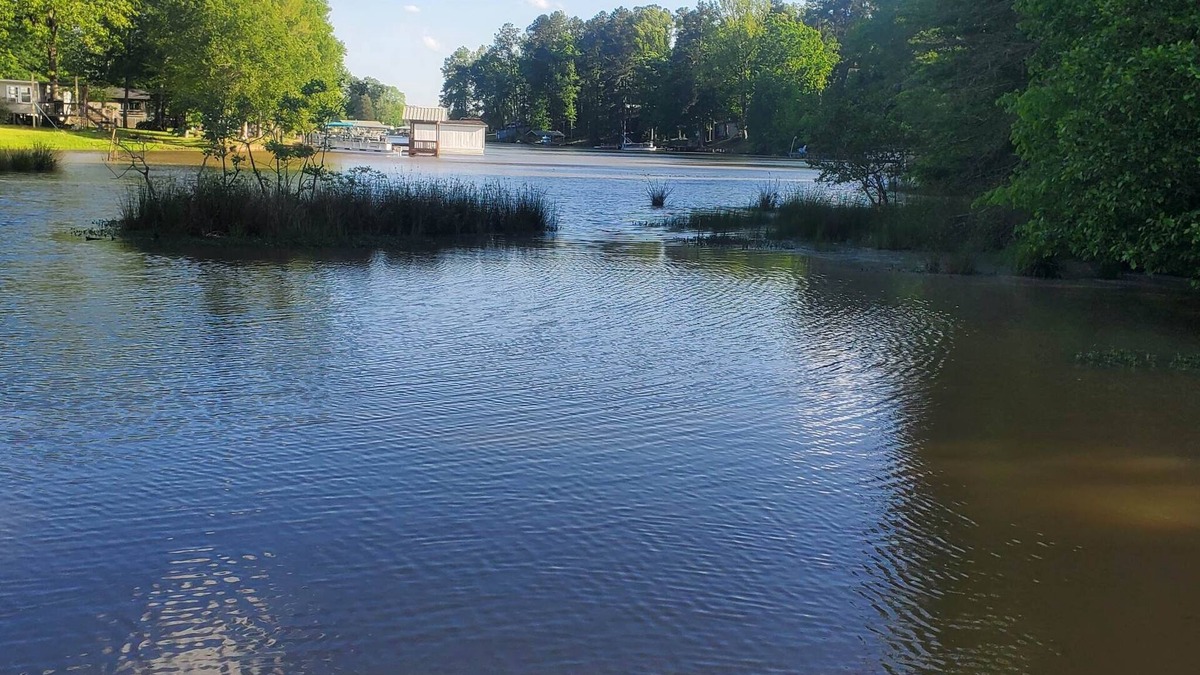 Cross Hill House | Lakeshore Lookout: Lakefront Home on Lake Greenwood - Cross Hill, SC
