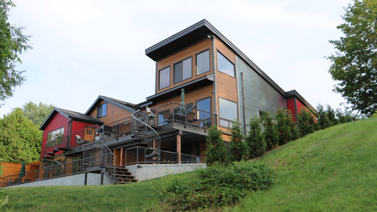 Malletts Bay Condo | Lakeshore Vermont