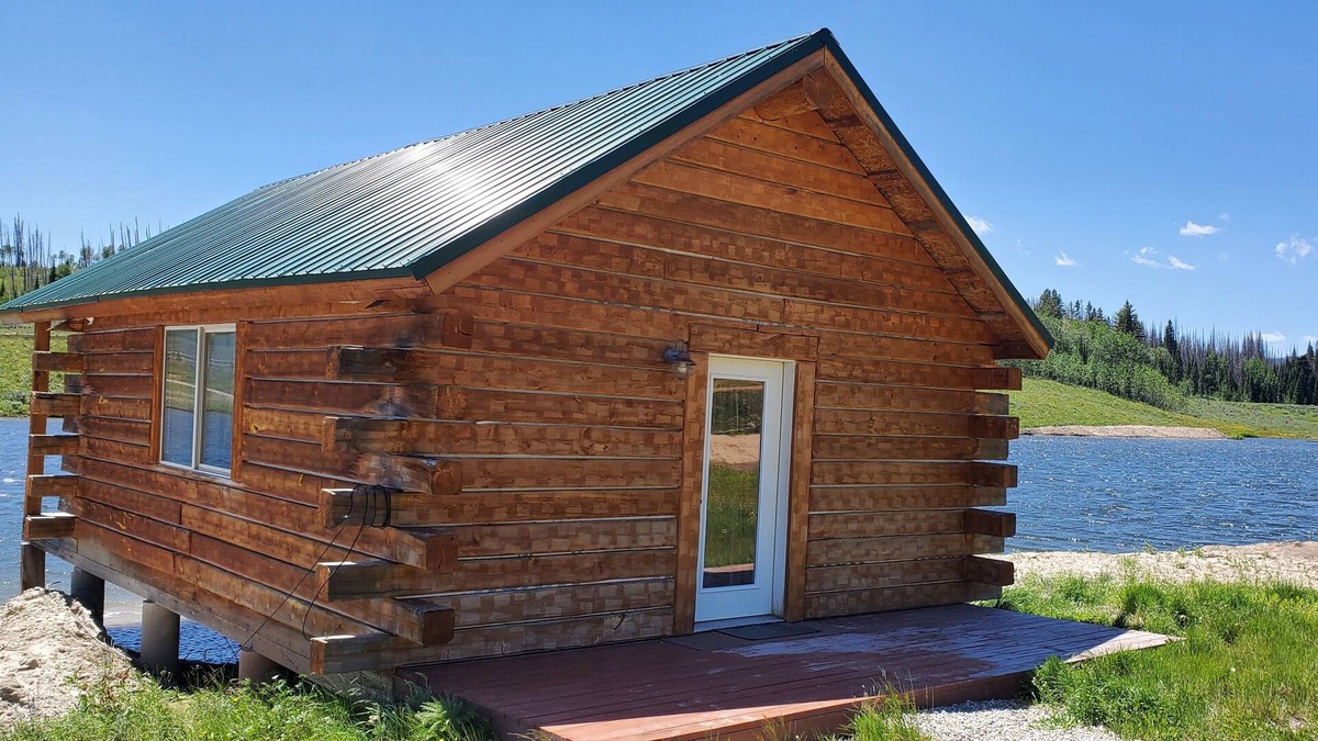 Daniel Cabin | Lakeside Cabin at Timberline Lodge