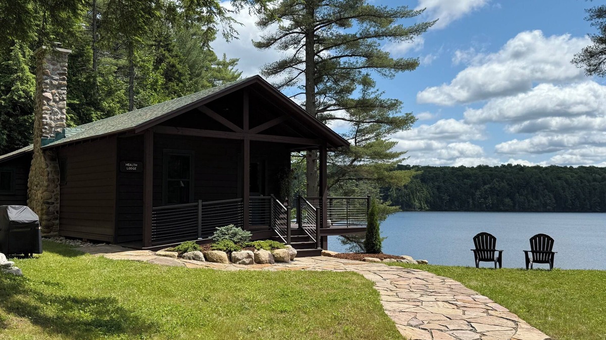 Meacham Cabin | Lakeside Cabin Retreat on Lake Clear