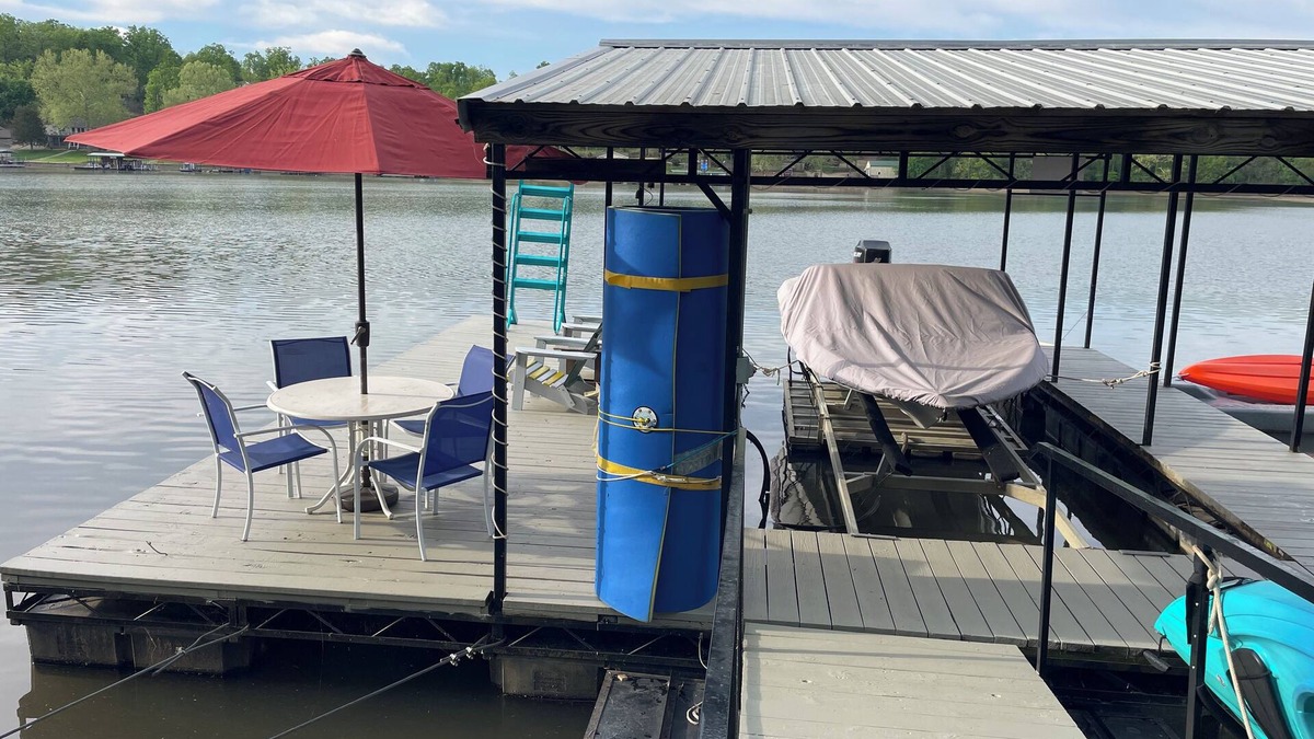 Gravois Mills House | Lakeside Dreaming! 2b-2b, Sleeps 6, Lake of the Ozarks.