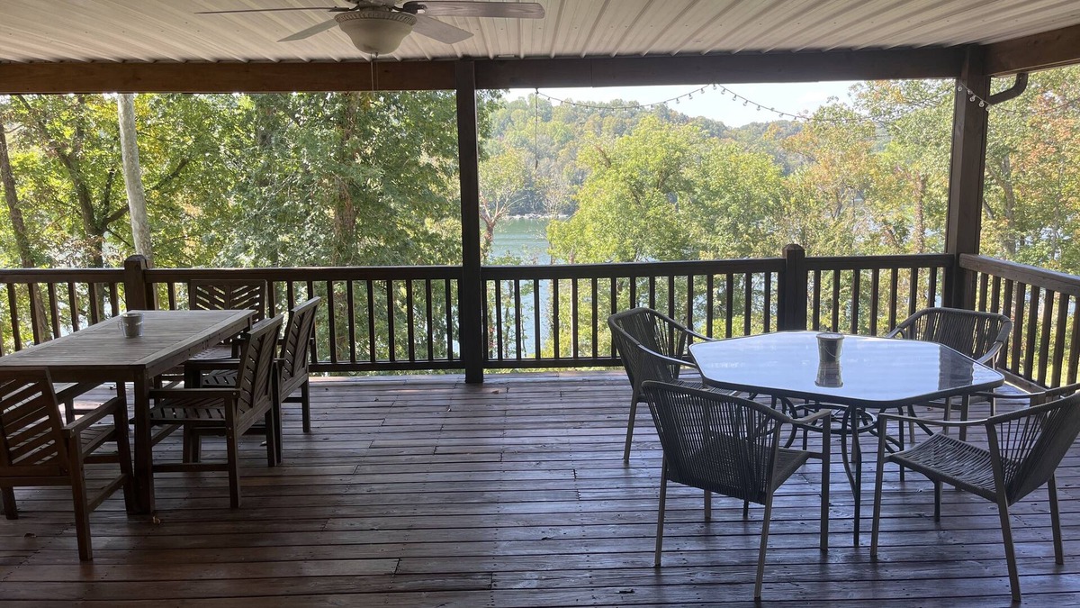 Lindseyville House | Lakeside Dreams - House Located On Beautiful Nolin Lake In Mammoth Cave, KY