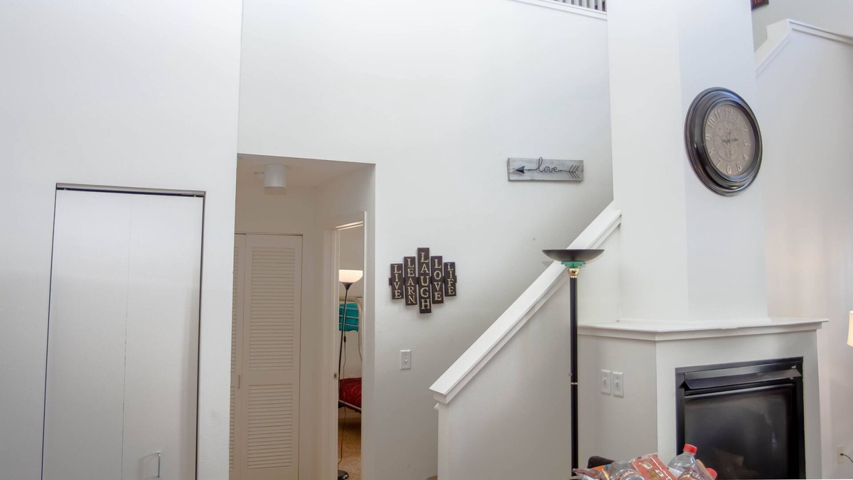 Lowry Hill East Condo | Lakeside Haven Minneapolis Loft with BBQ Area, Patio, Central AC, Games, W & D