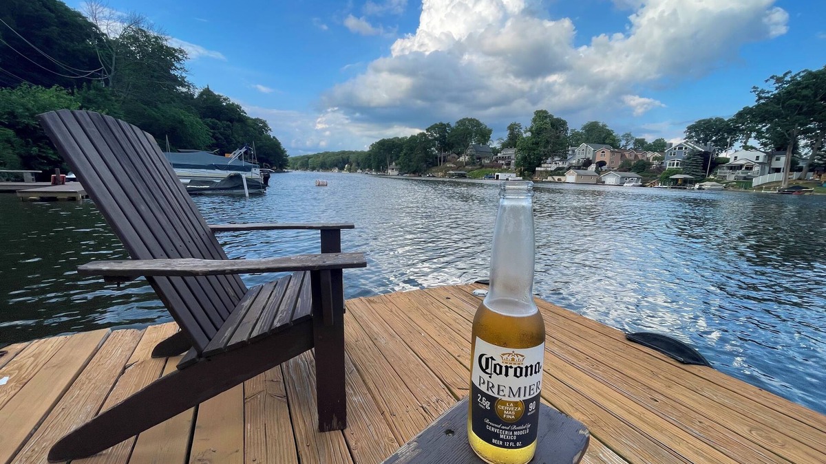 Hopatcong House | Lakeside Home w/Lake Access, Dock & Water Views!