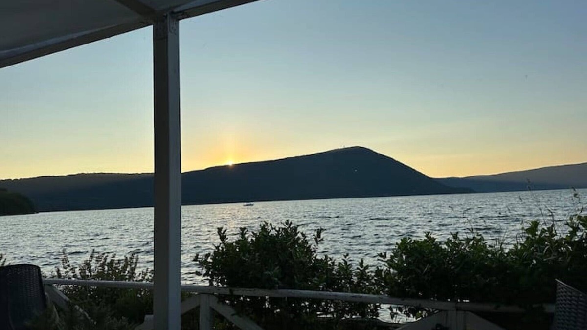 Ronciglione Villa | Lakeside in the heart of Italy