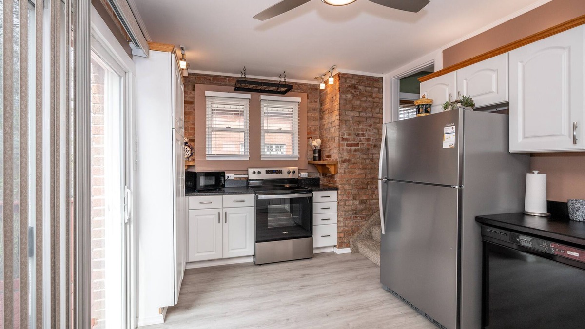 Lakeside Park House | Lakeside Landing – Modern & Chic 3BR Retreat