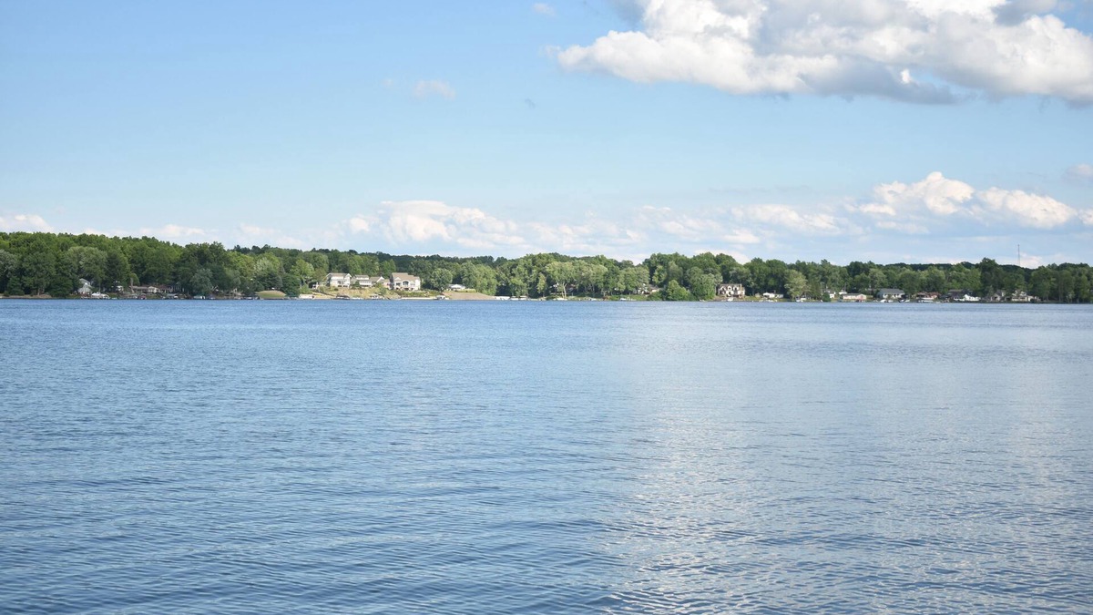 Craig Beach House | Lakeside living awaits at beautiful Lake Milton, OHn with dock across the street