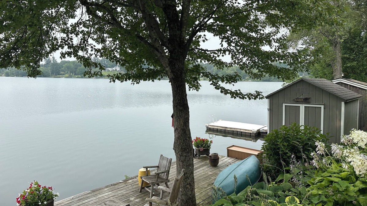 New Fairfield House | Lakeside living !