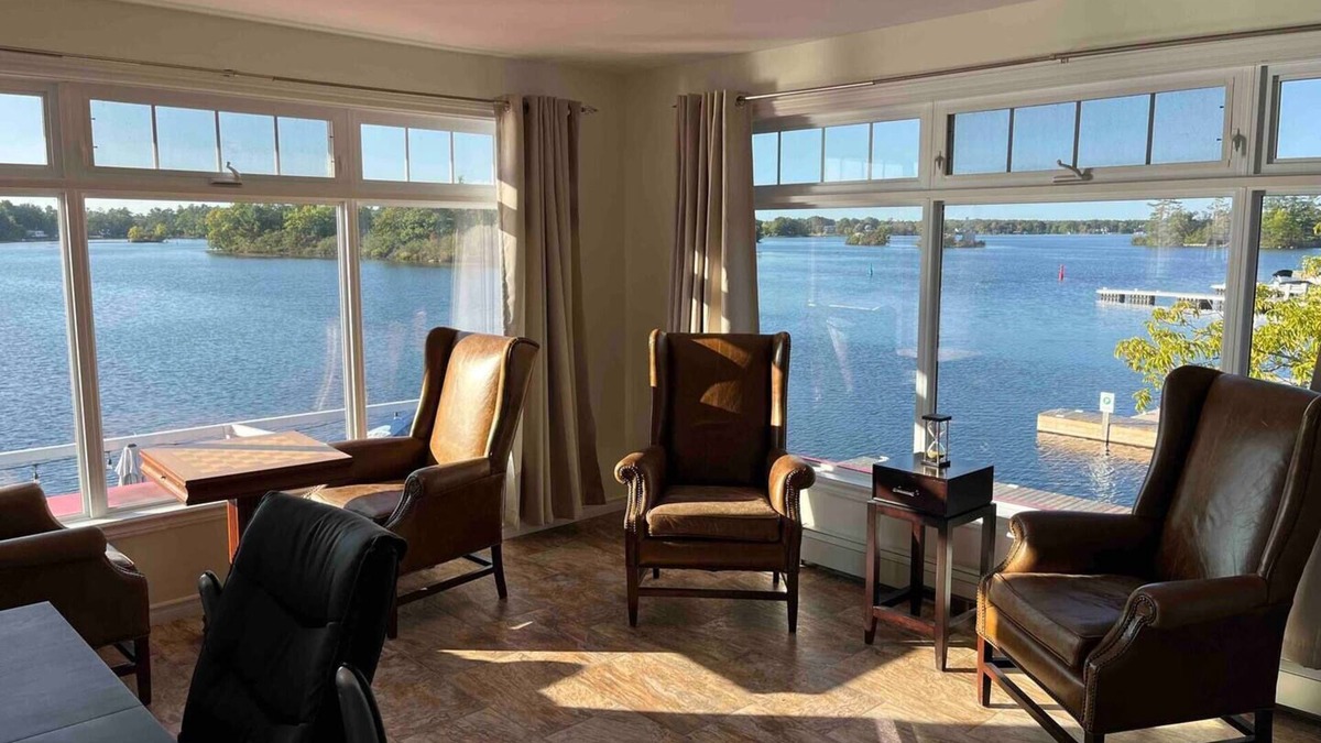 Port Severn Apartment | Lakeside Loft located in Port Severn