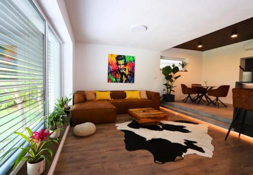 Vrbove Apartment | Lakeside Luxury Apartment Caroline