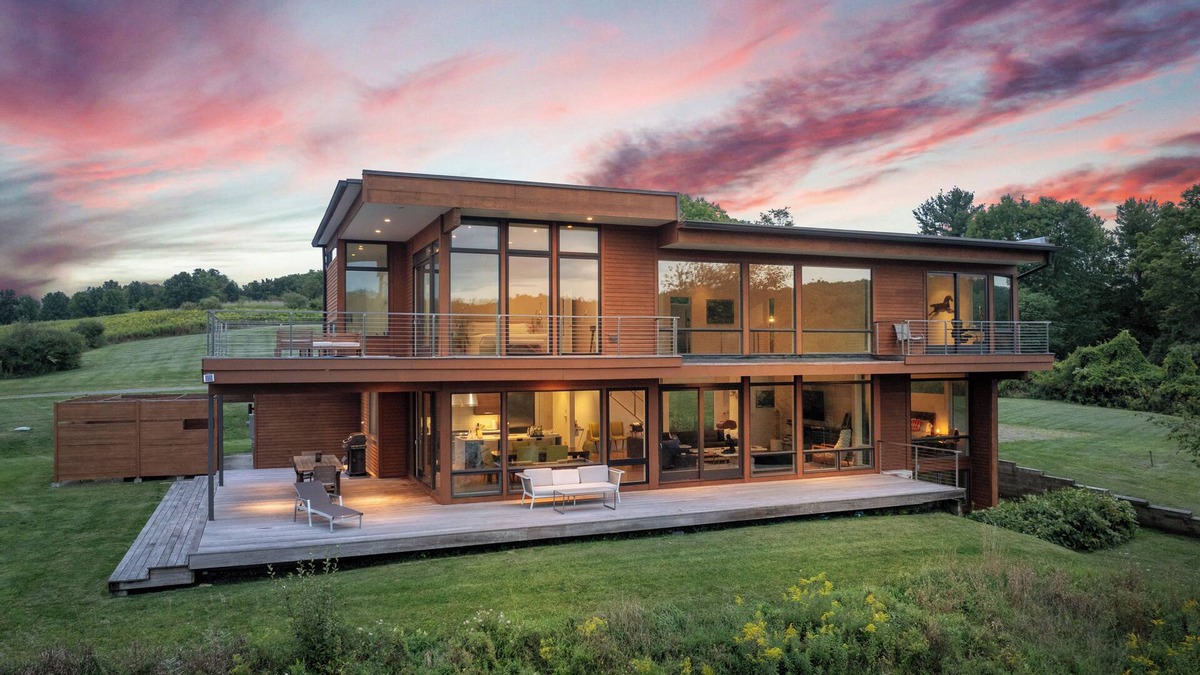Copake Lake House | Lakeside Modern Escape Gym Kayaks Fireplace